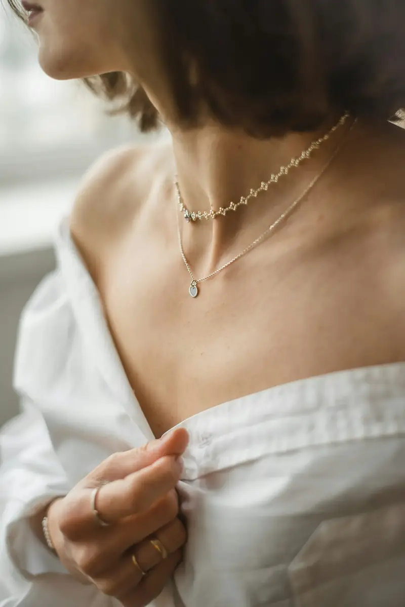 Lightweight & Daily Wear Jewellery – Aadhar Gold & Diamonds